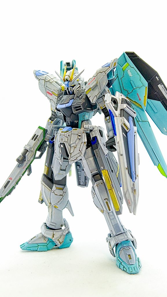 HG1/144フリーダムガンダムリアルタイプカラー風に塗装作品-