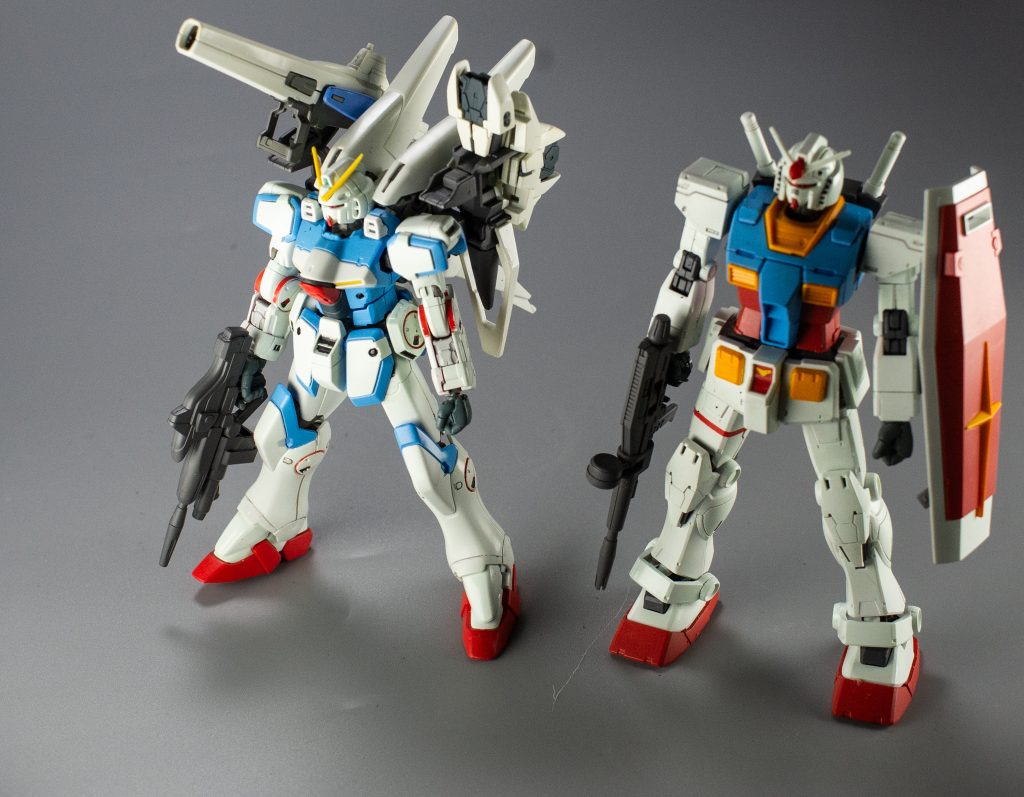 オリジン版ガンダムとのツーショットです。宇宙世紀最初のガンダムと、(富野作品中)宇宙世紀最後のガンダムになりますね