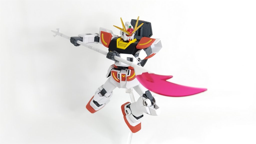 薙刀を両手持ち出来るので迫力ある戦闘シーンも出来ます。