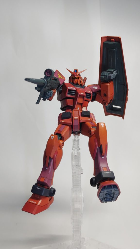 最後にトップコート吹き過ぎて色落ちしてる箇所もかなりあります。組んだらそれなりに見えますかね。