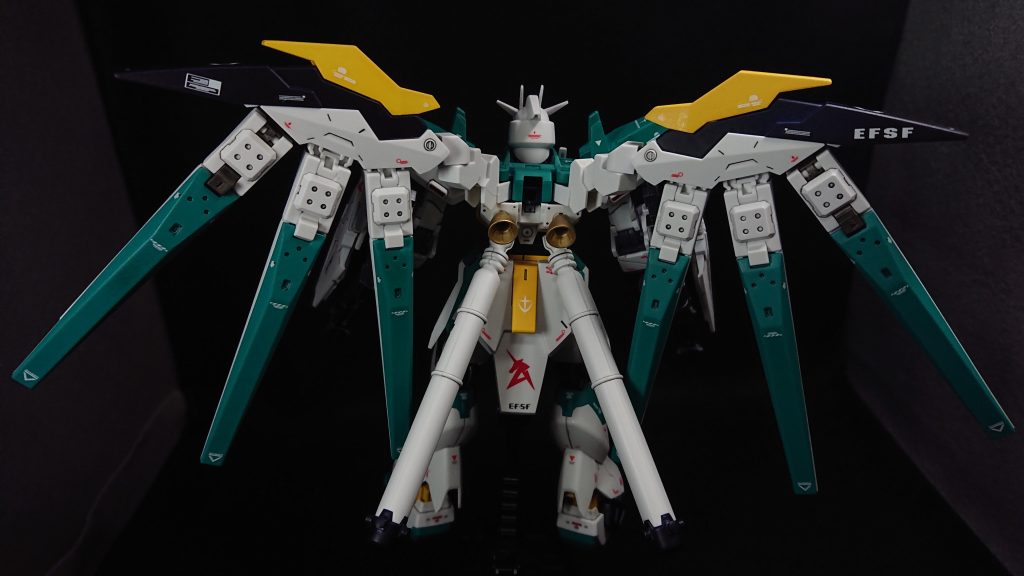 使用した塗料タミヤカラースプレー・ブラック・ゴールド・ガンメタル・クロームイエロー・ダークブルー・コバルトグリーン