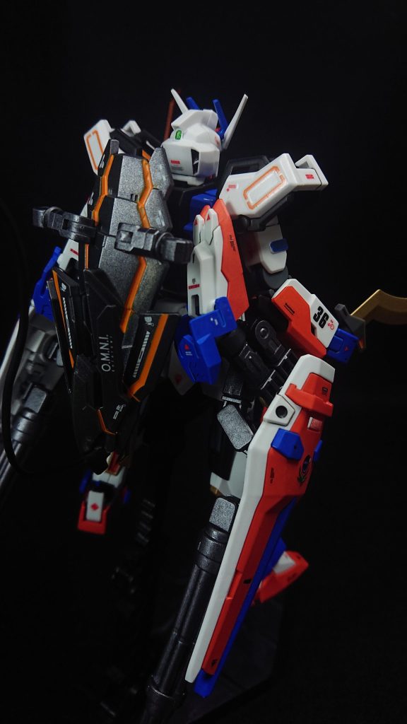 使用した塗料タミヤカラースプレー・オレンジ・ブラック・ゴールド・ガンメタル・メタリックオレンジ・ピュアーブルー