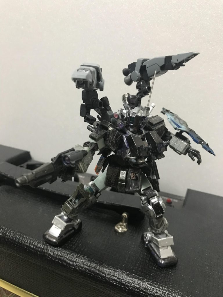 ビームスプレーガンスコープが付けられ、出力、威力が上げられている。ネロのビームライフルを真似して作りました。