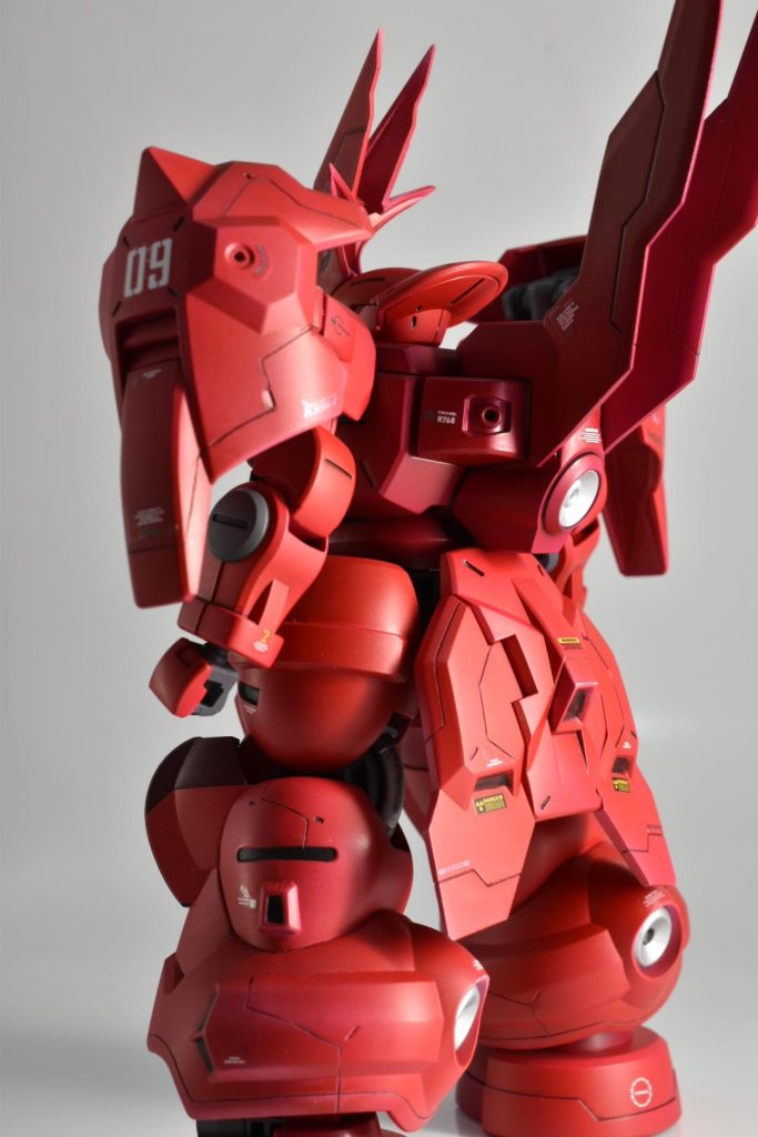 筋彫りを追加してみてますが、あまりキマってないですね(T_T)