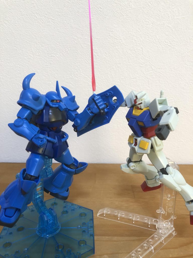 ガンダムと対決。ラル大尉は良いキャラでしたねー。
