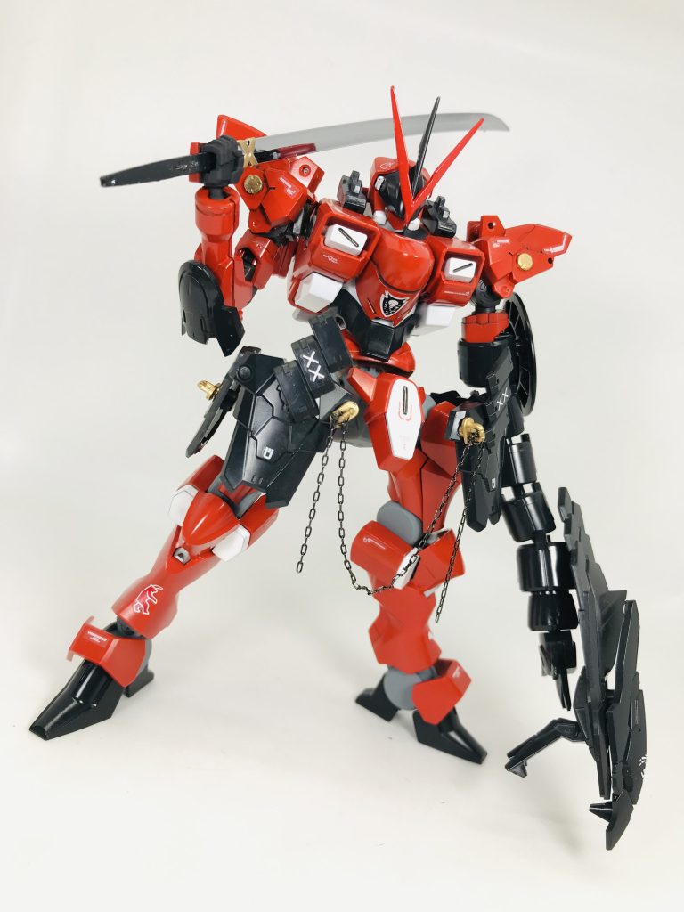 機体名:スーパーギロロロボMk-3 ロリ○ン仕様型式番号:GI-723-LOVE(ギロ ナツミ ラブ)こちらはドラゴンファングモード?関節のグレー成形色部分のみつや消し+軽くウォッシングやはり全部汚した方が良かっただろうか…