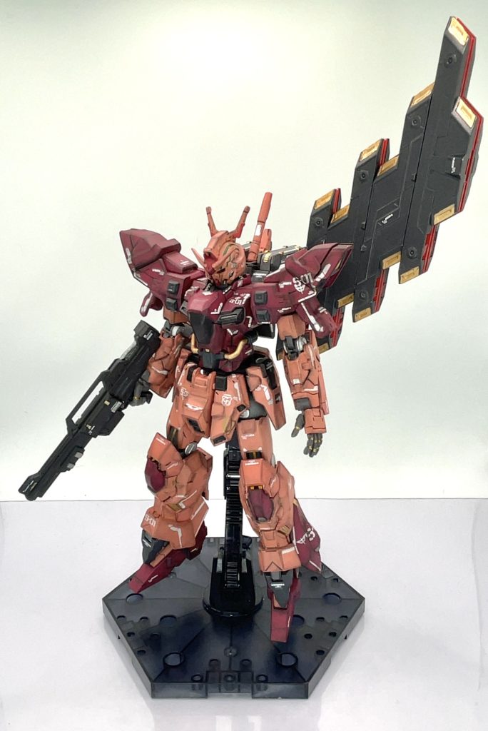 前からデカールはRGサザビーのものを流用しました規格がサザビーなのでサイズ感合わすことを意識してます