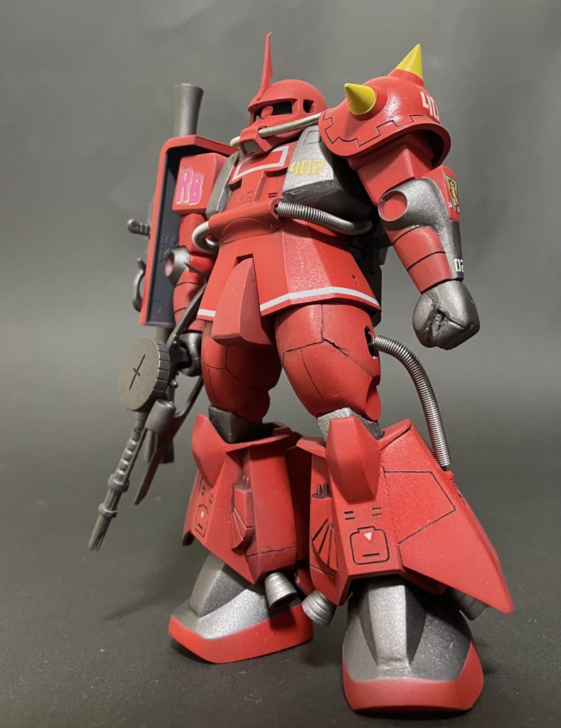 今回は計画を立てず思いつくままに作製しました。いつもの定番工作を繰り返しているとマンネリ化して、成長しなくなるので(^_^;)結果としては定番的ではありますが、ガワラ立ちがキマるようなスタイルにまとめてみました。