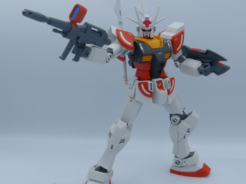 元々可動域が広いEGで、HGにしたところであまり可動という面においては変化はない。ただHGにしたい、その欲求だけで行動しているがモデラーならそんなものだろう。