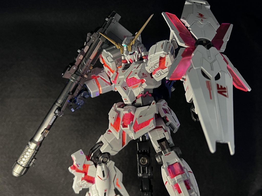 武器類はアイアン、ガンメタ、グレー、ブルーグレー、ゴールドなどで塗り分け。