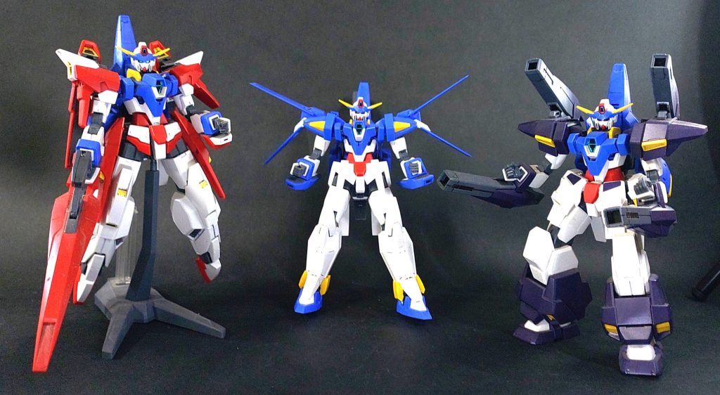 制作したのはガンダムAGE本放送当時。フォートレス、オービタルにも同様の加工を施し、ノーマルも実は近年最初から作り直しています。(旧ノーマルの部品はオービタルに移植しました)加工が適当なので各コアファイターの互換性は低いのですが、ノーマルのコアファイターは最後に作ったものなので全てのウェアに合体できます。