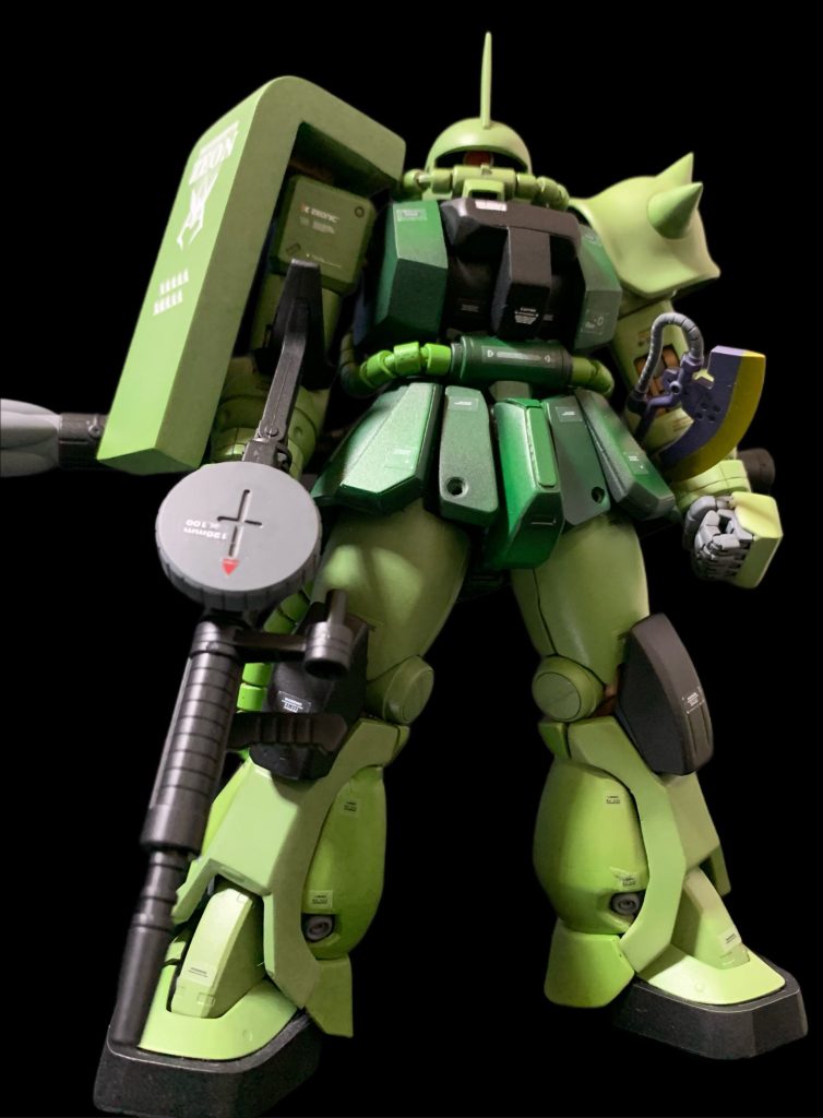 MG 1/100 MS-06S シャア専用ザク Ver.2.0（量産機カラーへ改修）–4枚目/制作者：ミヤさん