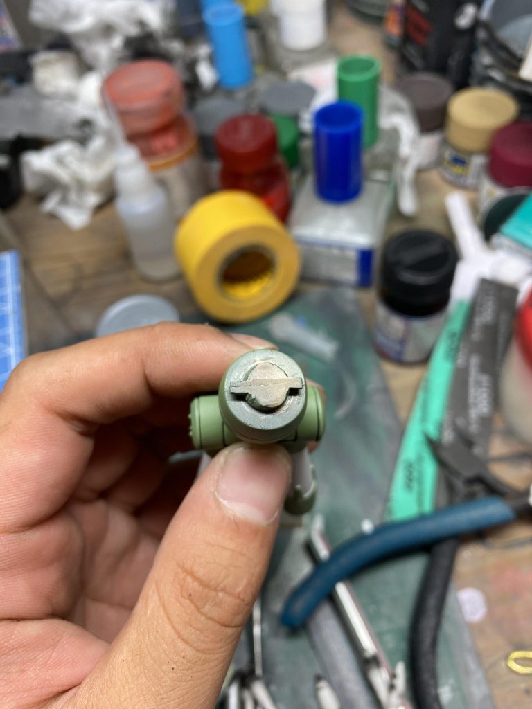 はめ殺しの部分はスライドして固定にしています。