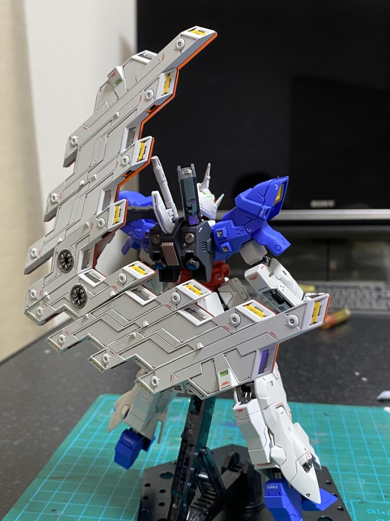 HGUC1/144　ムーンガンダム–3枚目/制作者：kamatomo