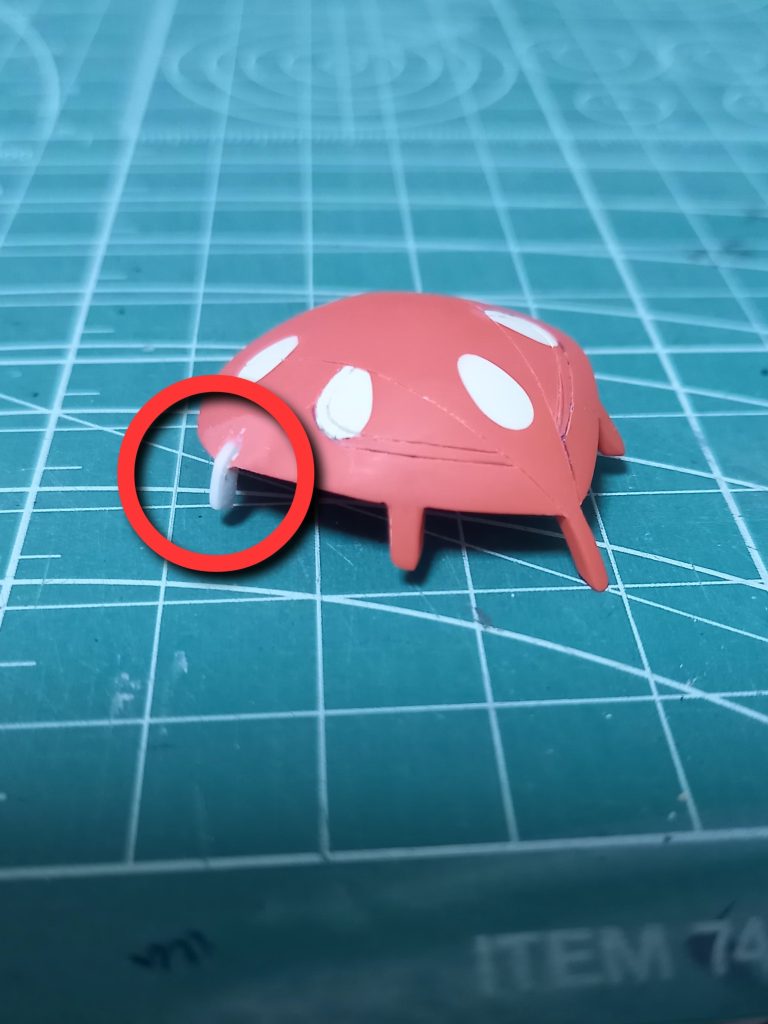 作業中に◯の部分が折れてしまって…プラ板で修正しました🤣上手く修正出来たと思います✌️