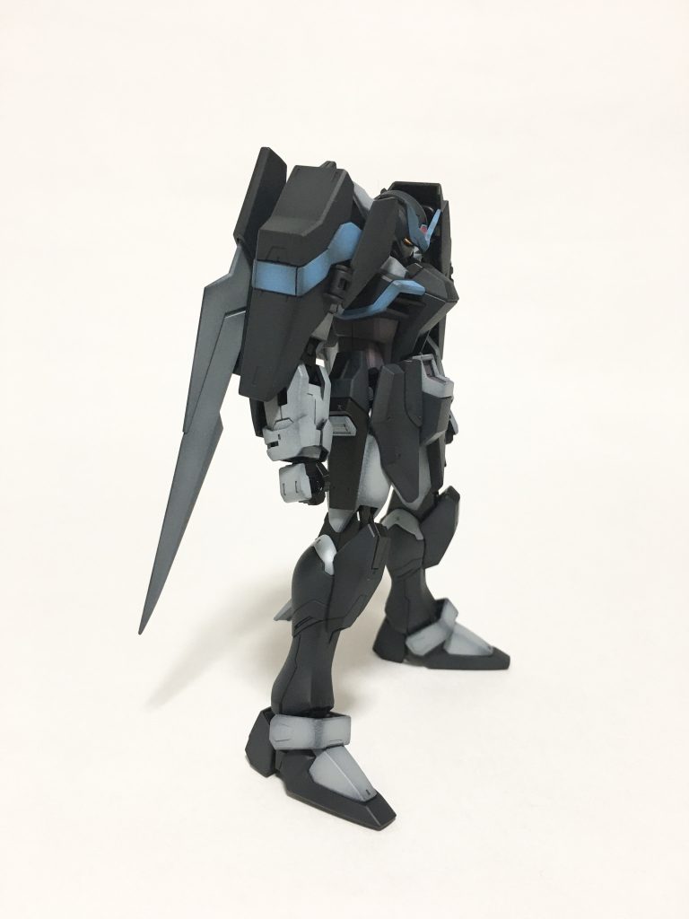 側面です。肩パッドのゴツさが気に入っています。