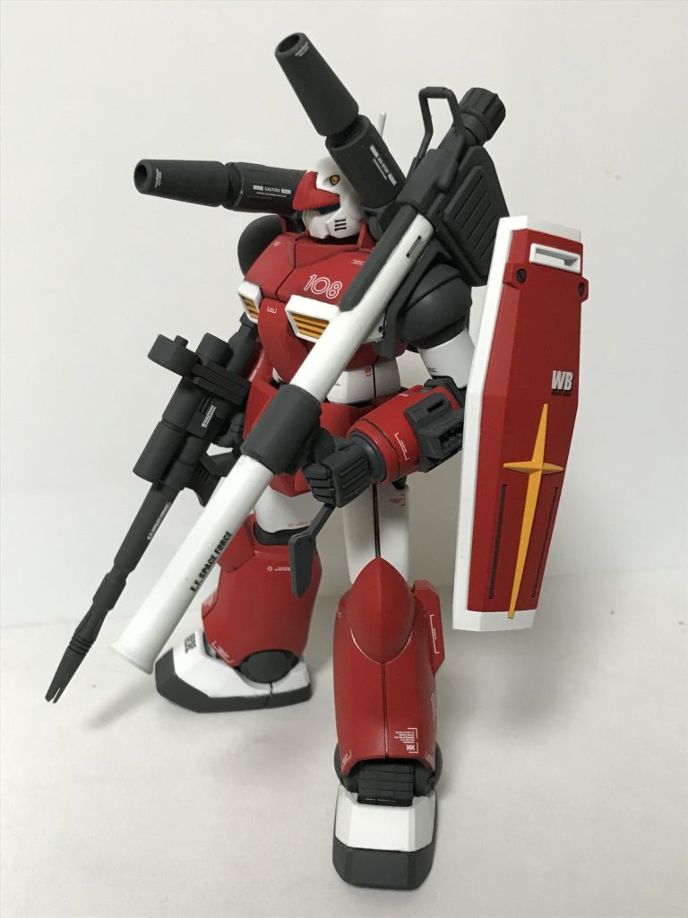 なんちゃって最終戦仕様シールドは磁石で装着です