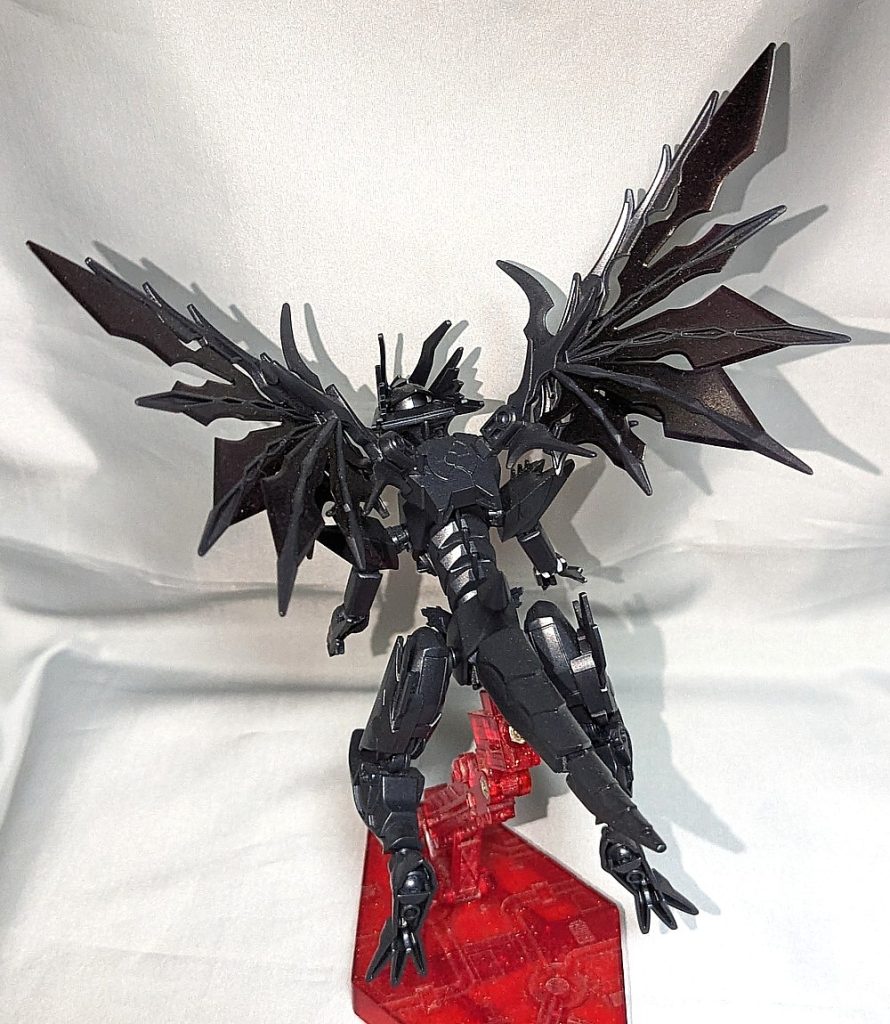 翼膜は薄っすらとクリアにしたのでマスキング地獄でした