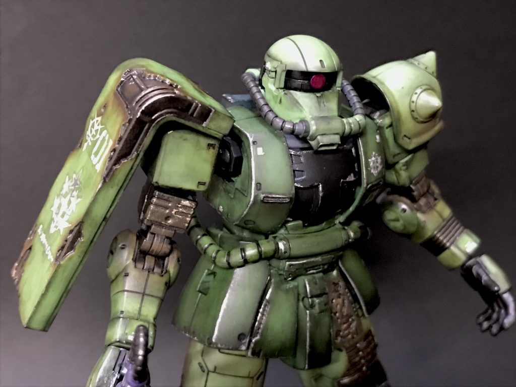 タミヤのウェザリングマスターで錆を表現。