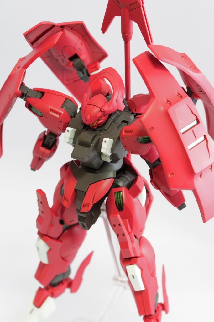 バックパックにイーシュヴァラAタイプを取り付けてアンビカーを持たせるとクシャトリヤみたいにもできます。上からのアングルがかっこいい。