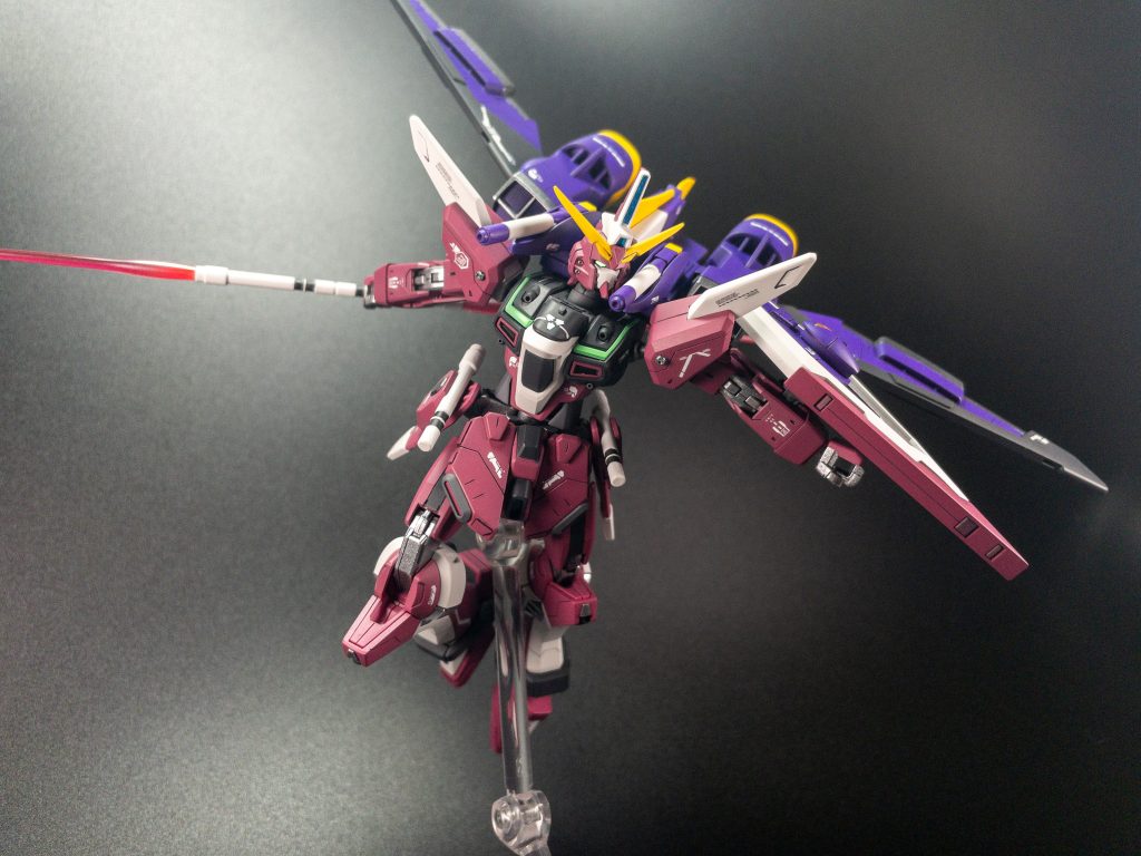 お世辞抜きでHGでは最高峰の完成度ではないでしょうか？劇場版ジャスティスも期待が高まりますね！