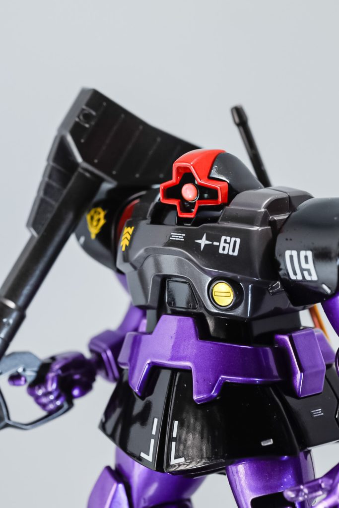 テカテカツルツル塗装を目指したのですが青空塗装の悲しさかな…色々と埃が付いてしまってあまり綺麗な仕上がりになりませんでした…😭