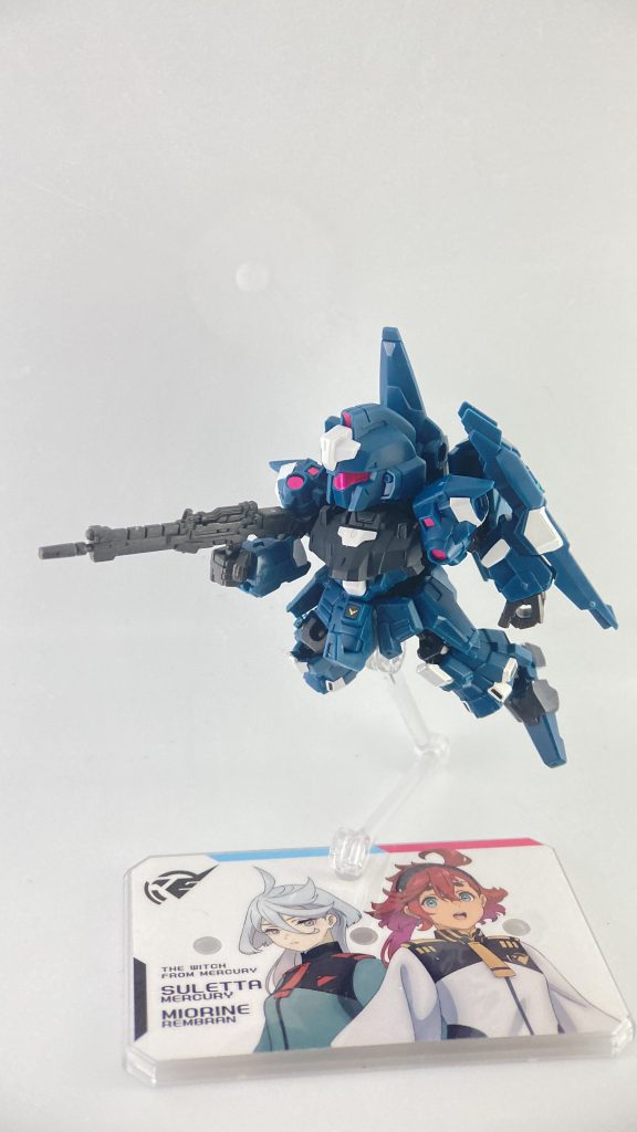 最後に変形前のリゼルを。足首を延長したので少しだけ表情を付けることができるようになってます。