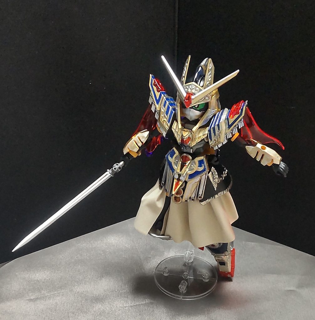 父同様、剣の腕は確かで、あのアーサーガンダムも一目置いているとのことである。