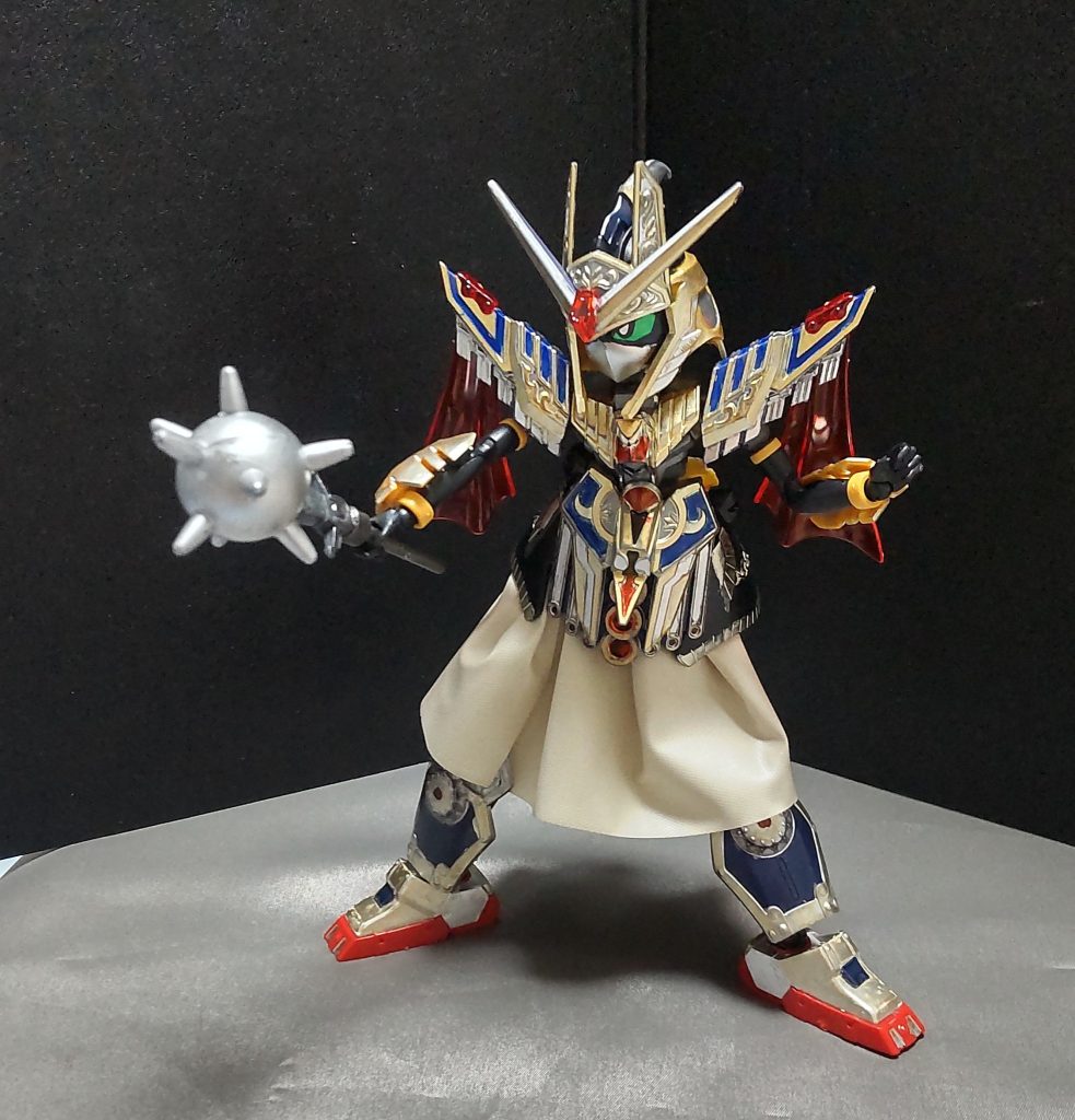 魔導士系なので、こういう打撃武器は普通に似合いますね。