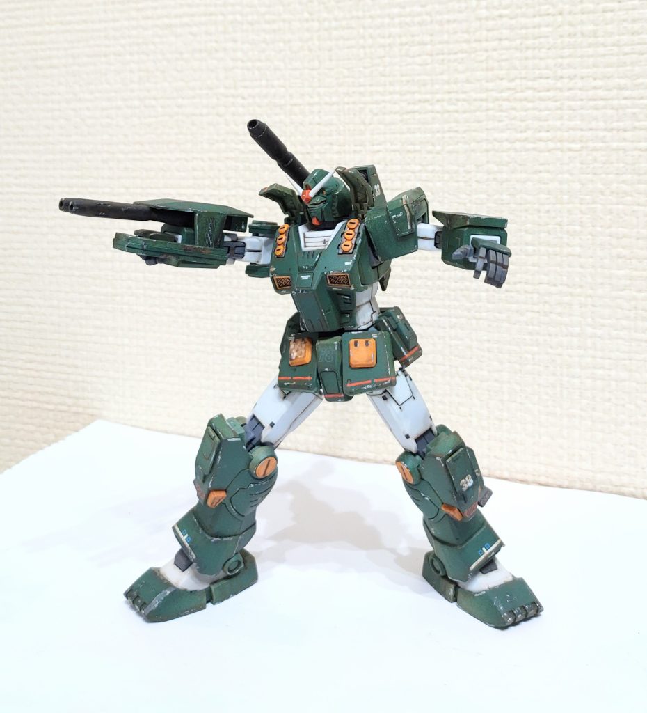 撃て撃て〜！！ガッシリとしたアーマーが格好良すぎ😆