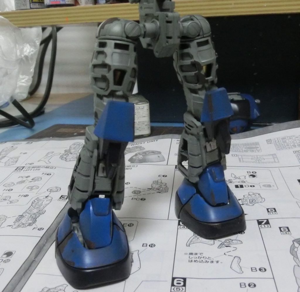 足の下地はこんな感じ