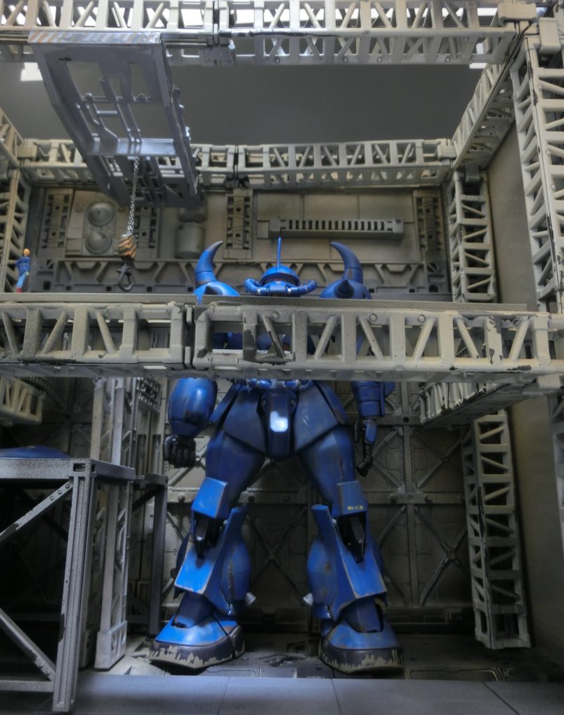 ＭＧ　グフ（安彦良和ver）　with　１００均格納庫–9枚目/制作者：hiroshim