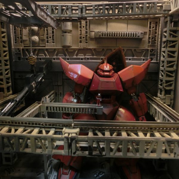 MGゲルググ　with　１００均格納庫