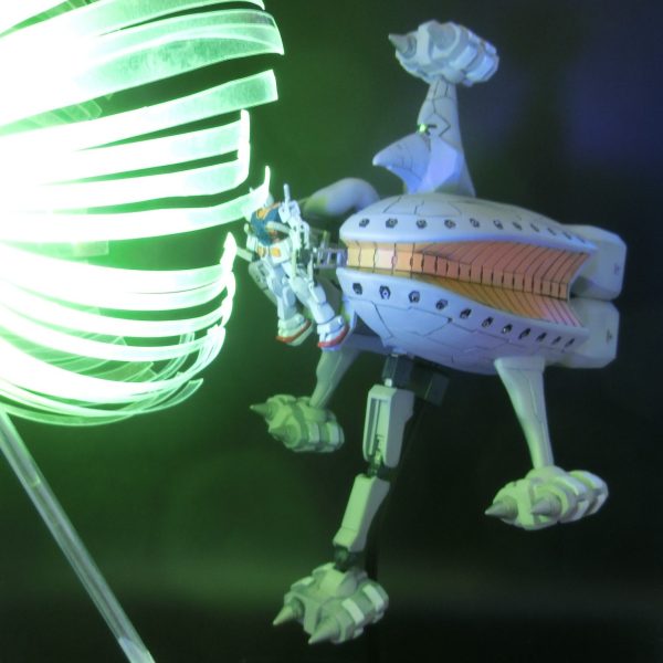 サンダーボルト版　ブラウ・ブロ　Ｉフィールド発動！　　　