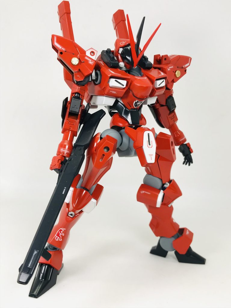 軽装モード腕は30MMのシエルノヴァのものを使用なんかマクロス7の主人公の熱気バサラ?の愛機、ファイヤーバルキリーみたい…ちなみに私…マクロス7は未視聴です🙁