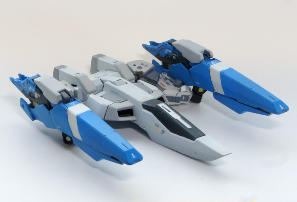 支援機はハルートの機首に30MMとAGE2マグナムSVの部品ででっち上げ。オーライザーとサンダーフォースVの自機を参考に組み立てました。