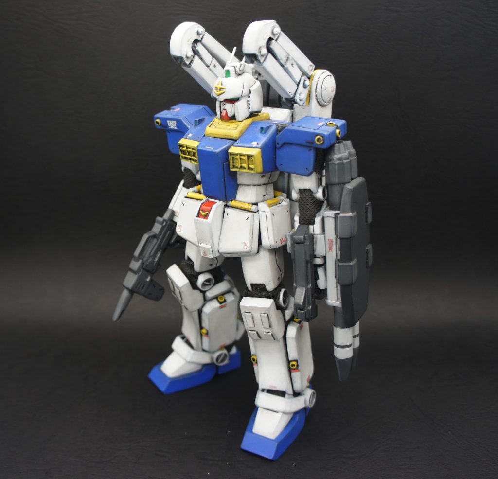 左腕のダブルキャノンはフルスクラッチです。