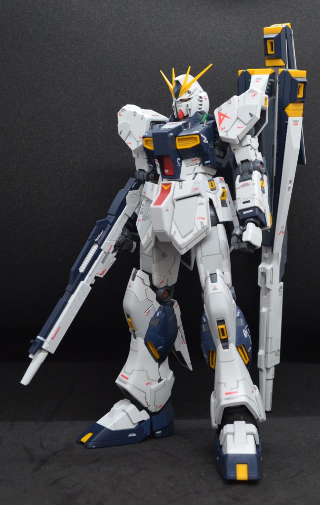 基本形態。背中の長物は”メガバスターファンネル”と勝手に命名。ffのものと同じく、ジェネレータを内蔵し、高出力ビームを発射します。分離、接続両状態での運用が可能。