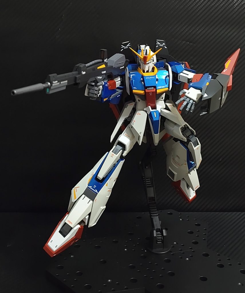 ラストはキメポーズで。本当に、Z好きにはたまらんキットですね😄ご覧頂きまして、ありがとうございました🙇