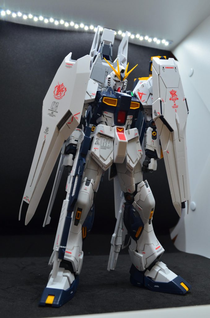 基本的な運用は、本体をシールドとサイコフィールドで守りつつ、メガバスターファンネルで薙ぎ払うような形となります。ビームライフルやサーベルは、おまけ。デカールまで張った状態で売られていたため、塗装はできず最後に半艶トップコートで完成。10/2追記:ご指摘のありましたTCS表記を、TPS表記に変更しました。ありがとうございます!!