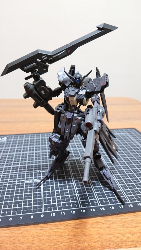 アスモデウスの武器を持たせて一枚。