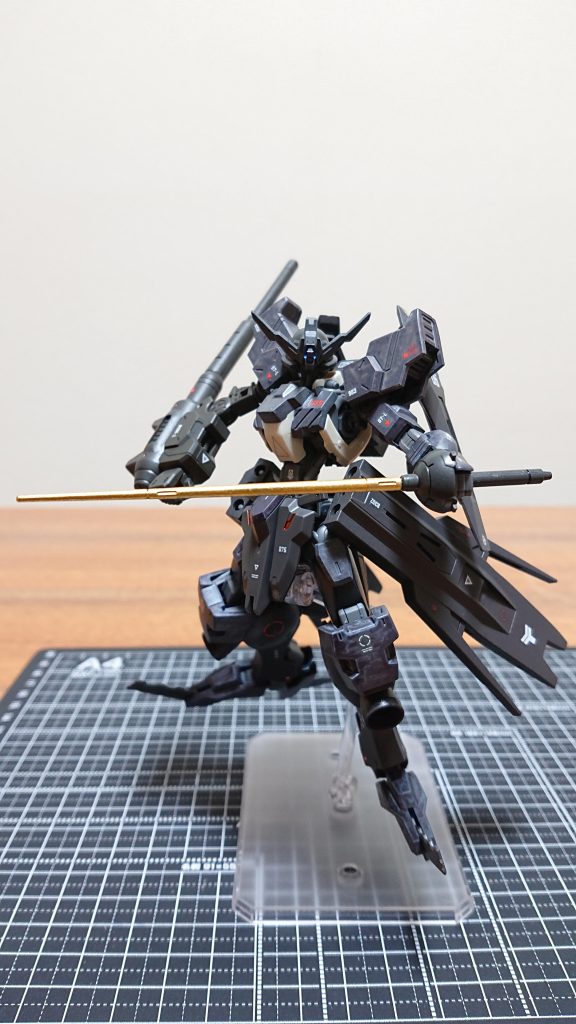 サーベルは刃の部分をゴールドにしてみました。以上、2回目の投稿でした。閲覧ありがとうございました。