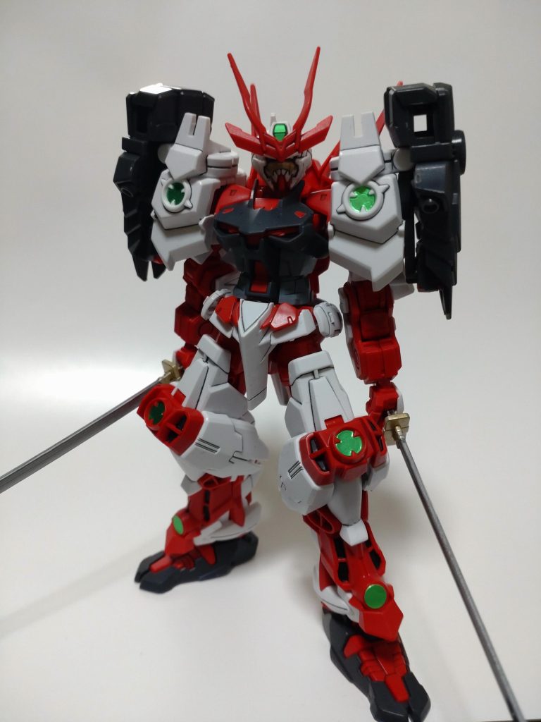 HG 戦国アストレイ頑駄無–2枚目/制作者：ネコジン