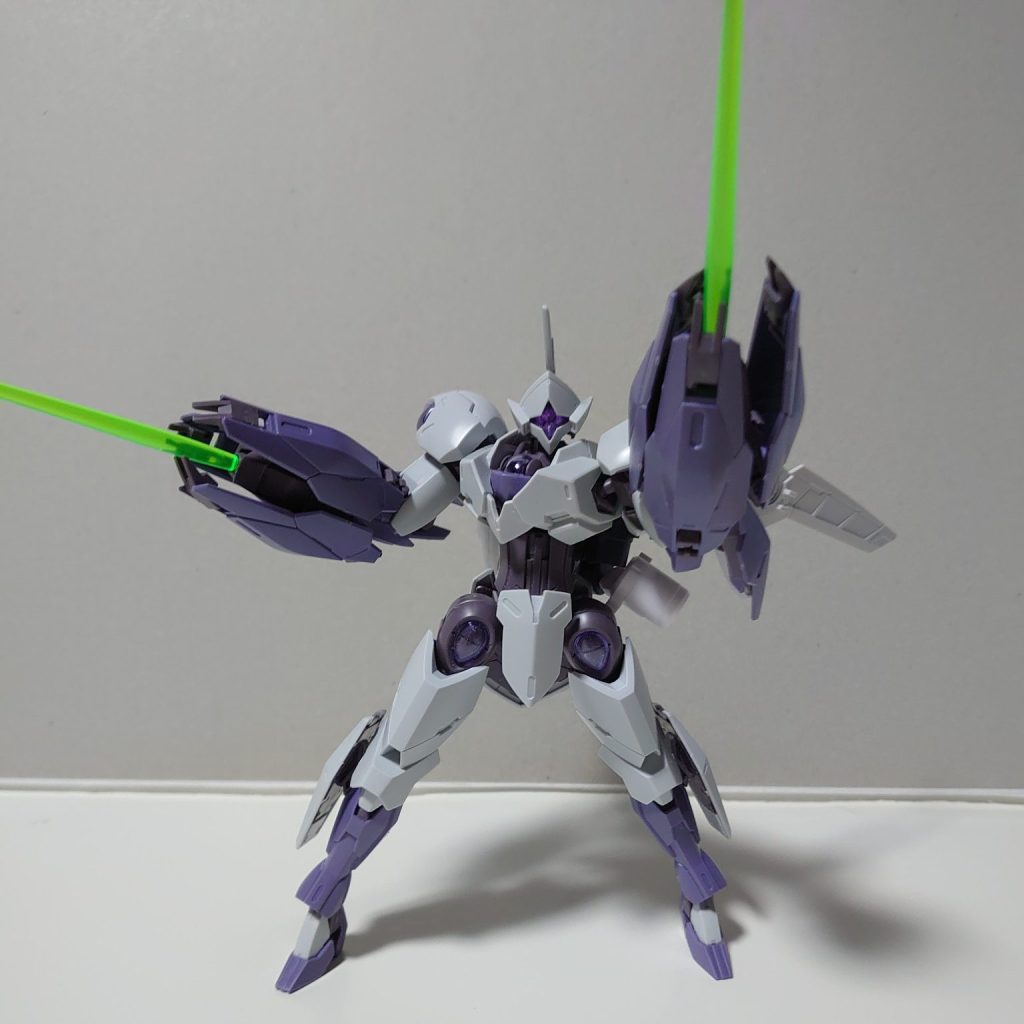 左右対称ミカエリス(3/4)ミカエリスM｜クモハユニ64さんのガンプラ作品