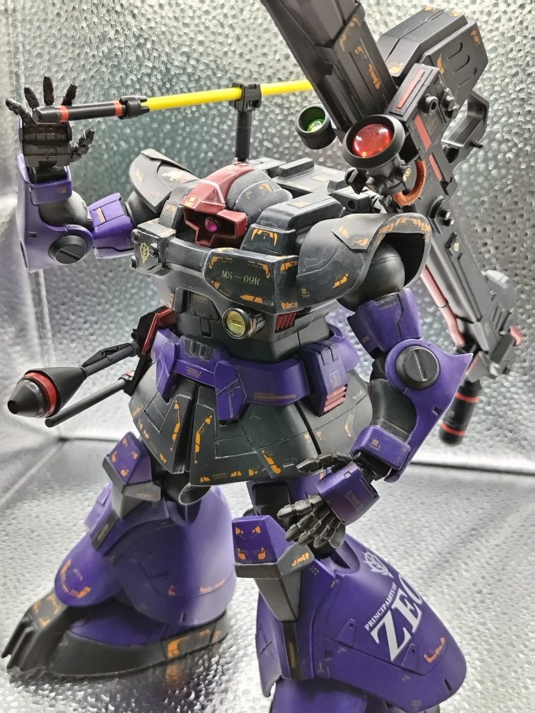 ビームバズーカを背負ったタイプ