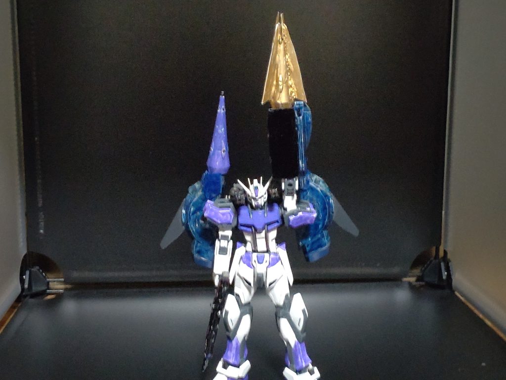 穴を掘るなら天をつく　墓穴掘っても掘り抜けて　突き抜けたなら、おれの勝ち！