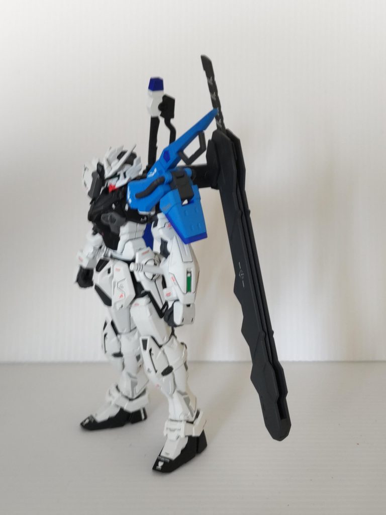 RGスカイグラスパーのソードストライカーのパーツとマルコシアスのバスタードメイスを装備