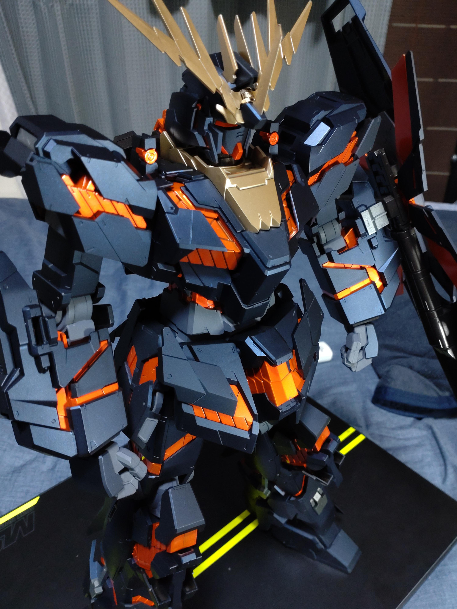 メガサイズ バンシィ｜Reffiさんのガンプラ作品｜GUNSTA（ガンスタ）