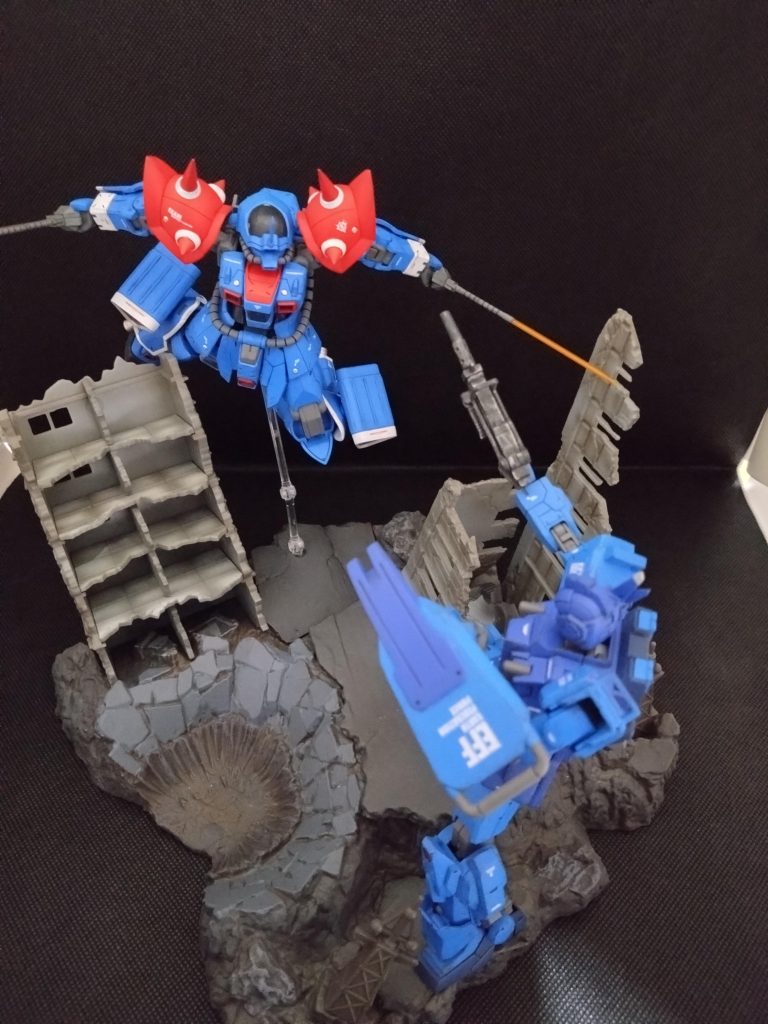 せっかくなので、対決させてみました。EXAMは発動してませんが😅