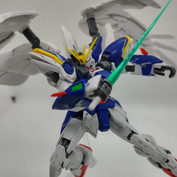 たまにポーズ変えたくなるガンダム😎